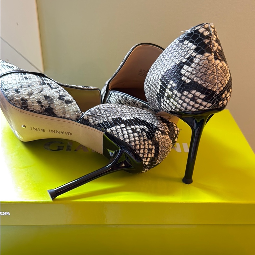 Gianni Bini Black and White Snakeskin High Heel Loafers - Picture 4 of 6